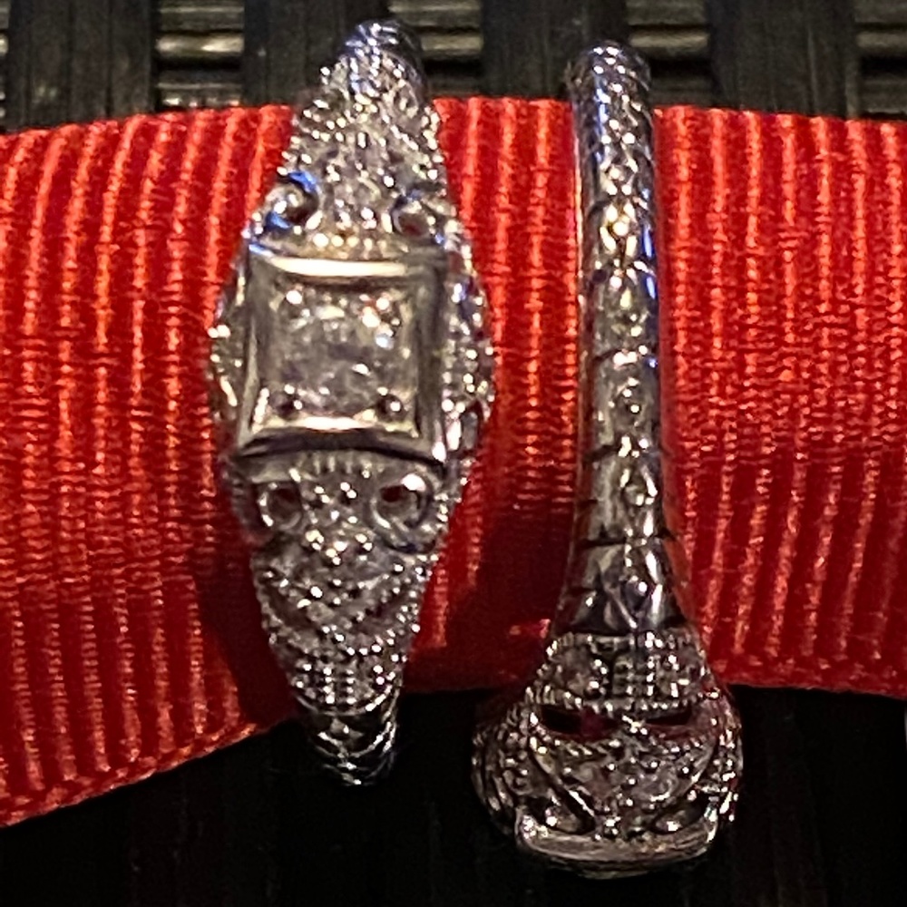 Antiqued silver diamondette ring